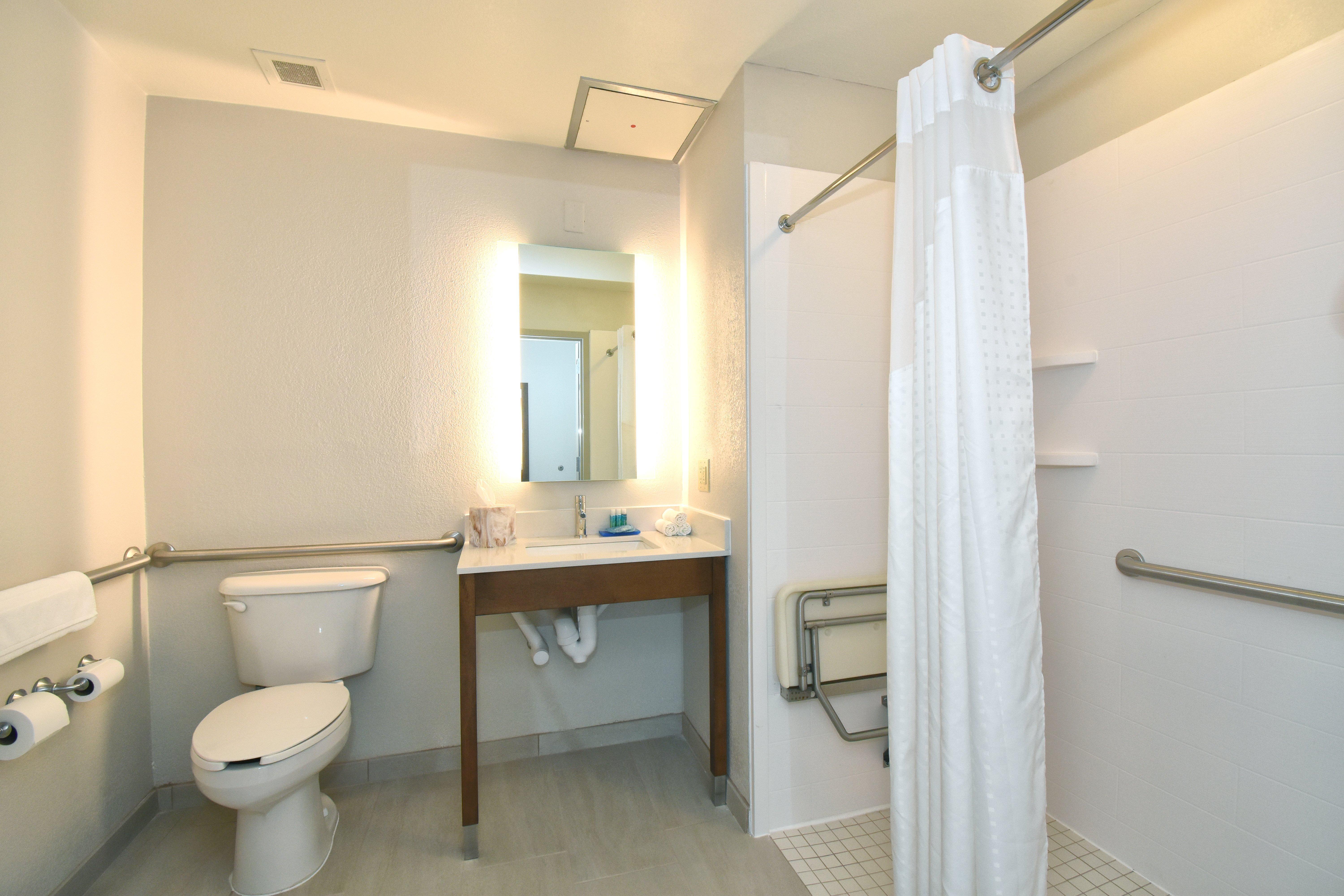 Holiday Inn Express & Suites Southern Pines-Pinehurst Area By Ihg Bagian luar foto
