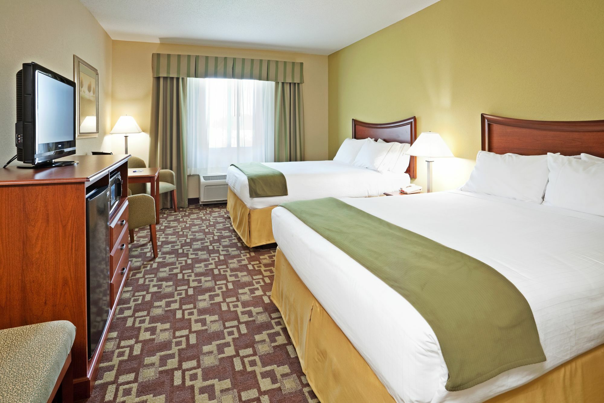 Holiday Inn Express & Suites Southern Pines-Pinehurst Area By Ihg Bagian luar foto