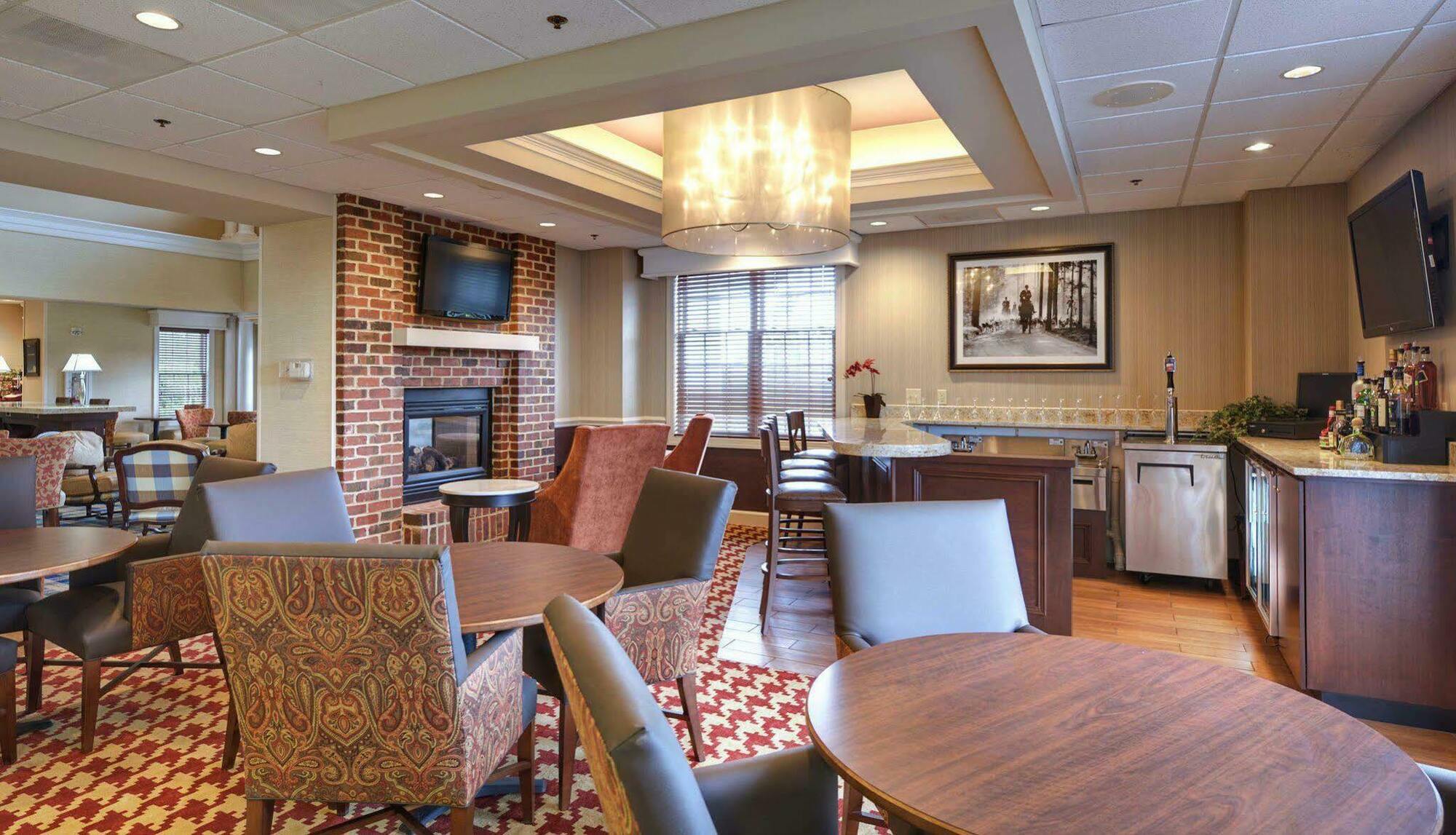 Holiday Inn Express & Suites Southern Pines-Pinehurst Area By Ihg Bagian luar foto