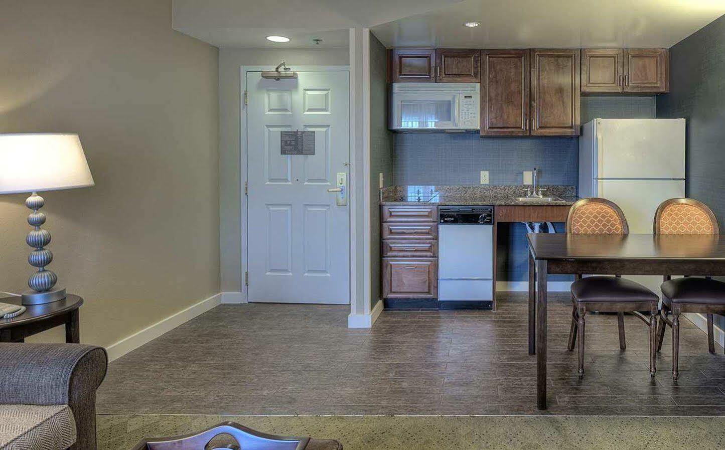 Holiday Inn Express & Suites Southern Pines-Pinehurst Area By Ihg Bagian luar foto